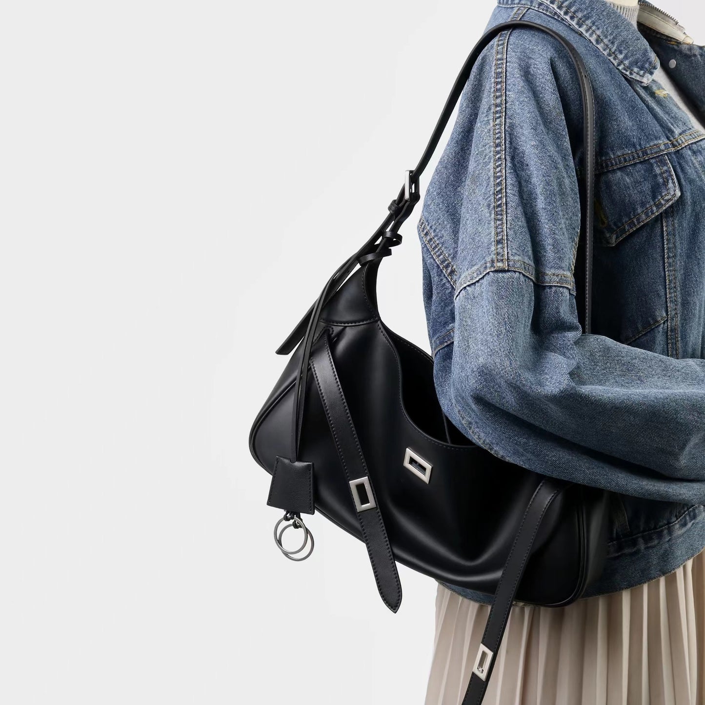 Damen-Umhängetasche aus gewachstem Kalbsleder im Vintage-Stil