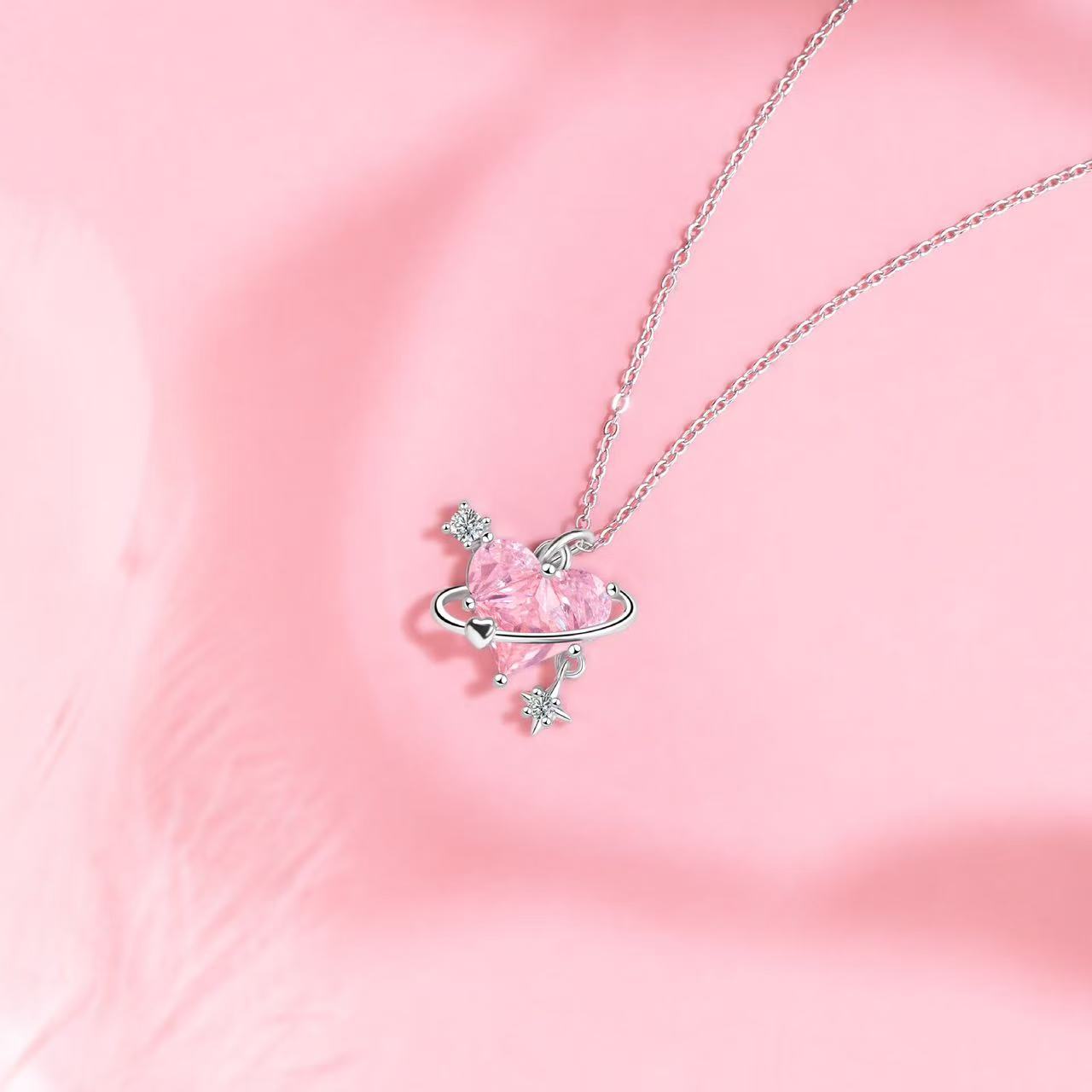 Collar Susurro de Corazón Diamante Rosa