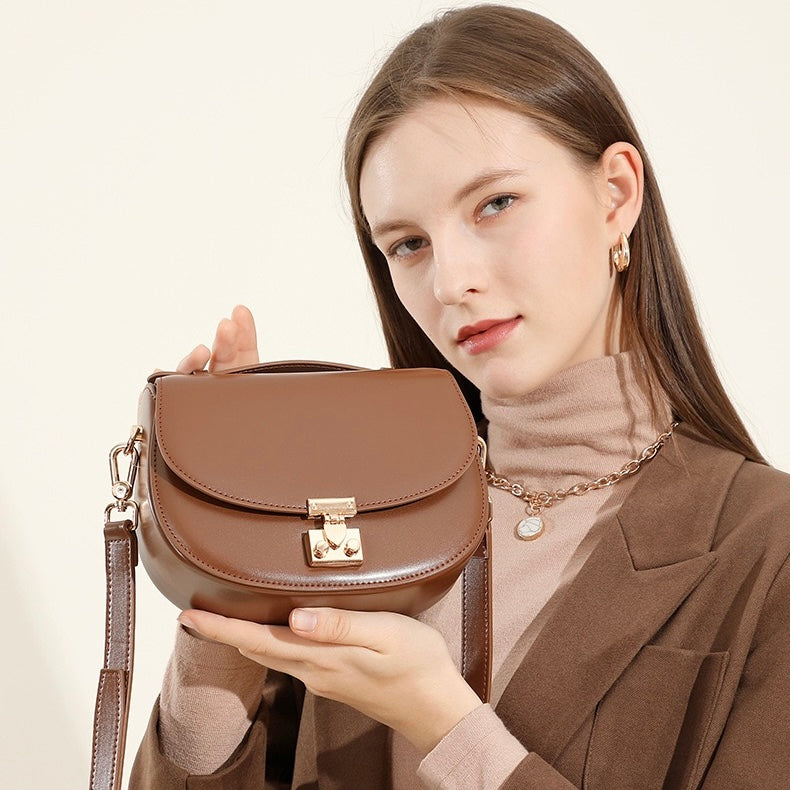 Elegante Satteltasche aus echtem Leder für Damen