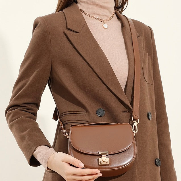 Elegante Satteltasche aus echtem Leder für Damen