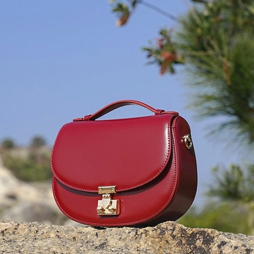 Elegante Satteltasche aus echtem Leder für Damen