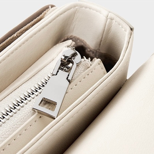 Sac bandoulière matelassé en cuir véritable pour femme – Léger, luxueux et essentiel au quotidien