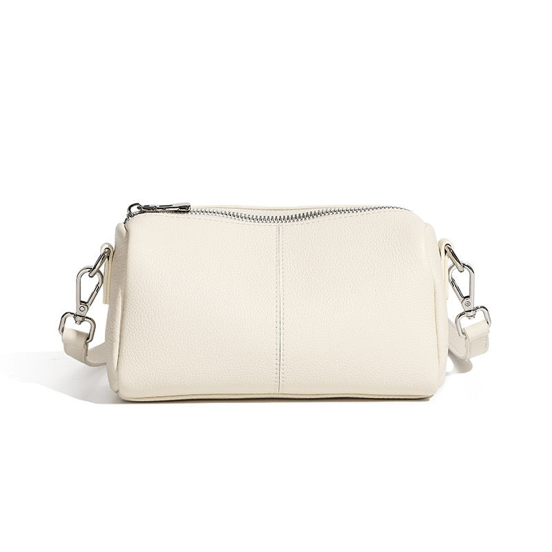 Damen-Clutch aus weichem Rindsleder mit Top-Grain-Muster, zylinderförmig