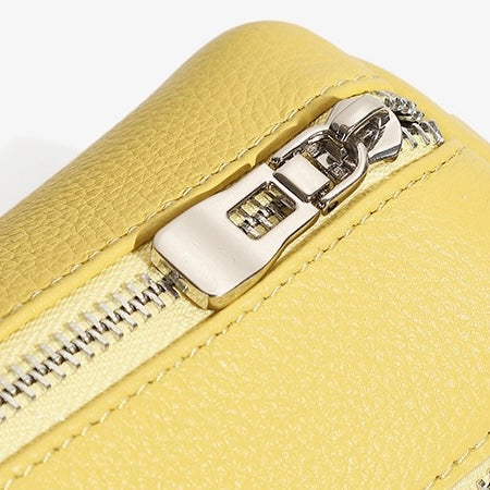Damen-Clutch aus weichem Rindsleder mit Top-Grain-Muster, zylinderförmig