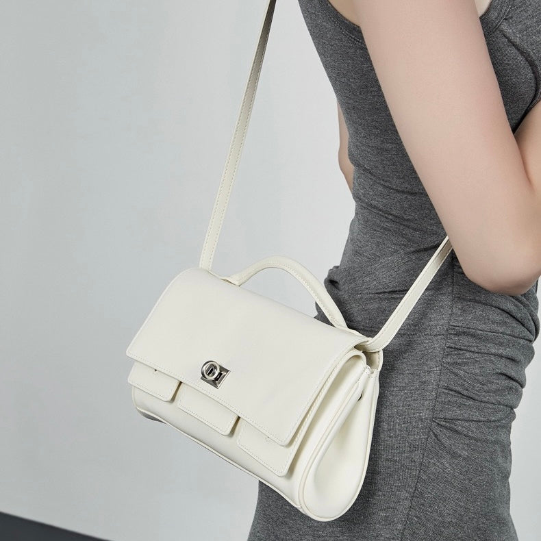 Damen-Schulterhandtasche aus echtem Leder mit Schlossverschluss