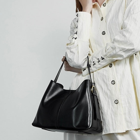 Große Umhängetasche aus echtem Leder für Damen – pflanzlich gegerbte Commuter Crossbody
