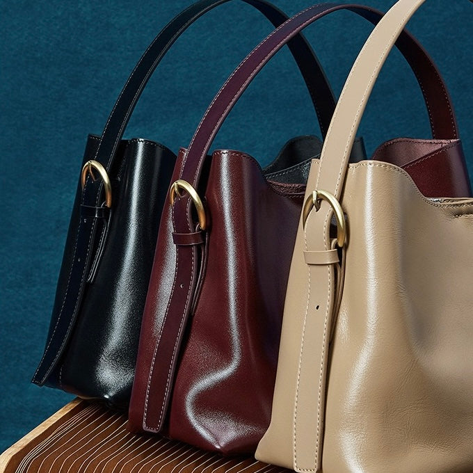 Große Umhängetasche aus echtem Leder für Damen – pflanzlich gegerbte Commuter Crossbody