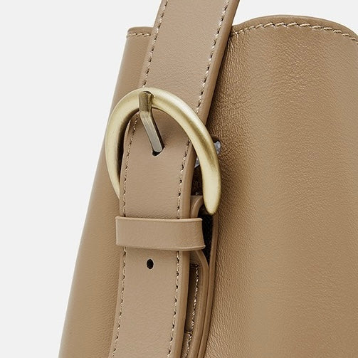 Große Umhängetasche aus echtem Leder für Damen – pflanzlich gegerbte Commuter Crossbody