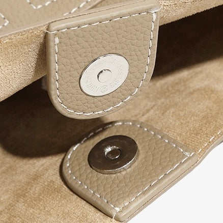 Nischen-Luxustasche aus genarbtem Leder für Damen – Doppelreißverschluss-Design mit herausnehmbarem Innenfutter