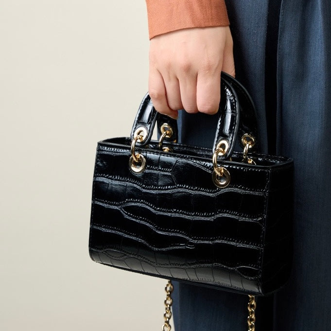 Elegante Damenhandtasche aus echtem Leder mit Henkel – Klassischer Stil mit Krokodilprägung