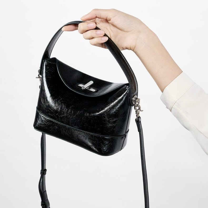 Mini-Umhängetasche aus echtem Leder für Damen – Schicke Umhängetasche mit Drehverschluss