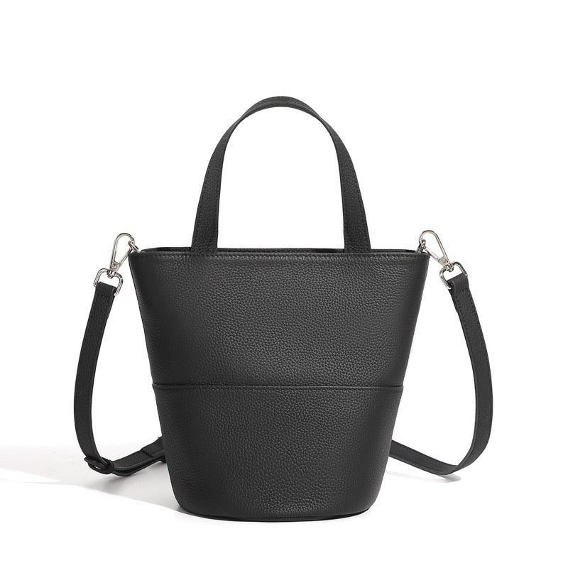 Minimalistische Umhängetasche aus echtem Leder für Damen