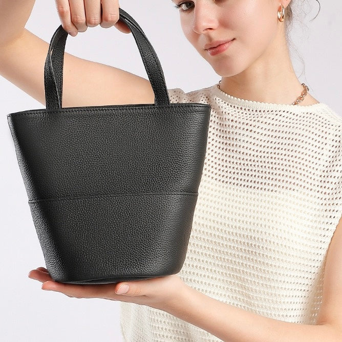 Minimalistische Umhängetasche aus echtem Leder für Damen