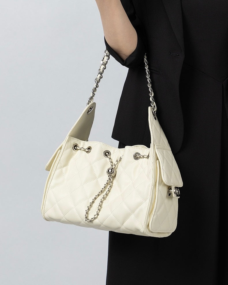 Beg Crossbody Baldi Kapasiti Besar Corak Kaviar Kulit Asli