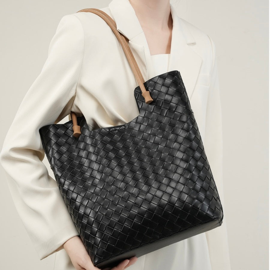 Sac fourre-tout minimaliste en cuir véritable tissé pour femme
