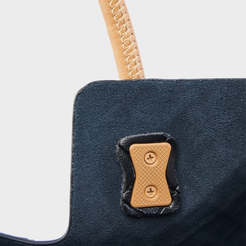 Sac fourre-tout minimaliste en cuir véritable tissé pour femme