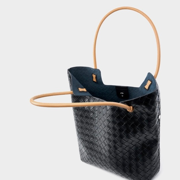 Sac fourre-tout minimaliste en cuir véritable tissé pour femme