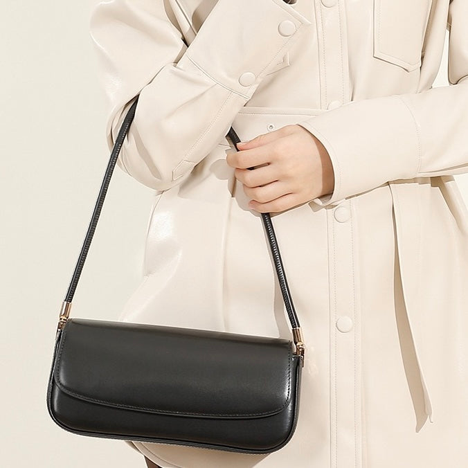 Minimalistische Satteltasche aus echtem Leder für Damen – 2025 Commuter Edition