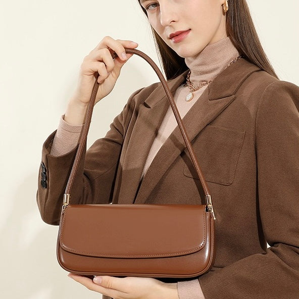Minimalistische Satteltasche aus echtem Leder für Damen – 2025 Commuter Edition