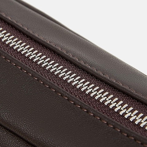 Minimalistische, weiche Umhängetasche aus echtem Leder für Damen
