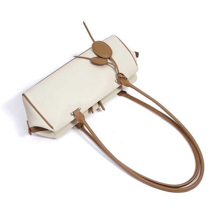Leichte Luxus-Schulterhandtasche aus echtem Leder für Damen mit Anhänger
