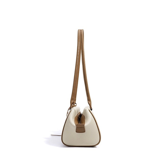 Leichte Luxus-Schulterhandtasche aus echtem Leder für Damen mit Anhänger