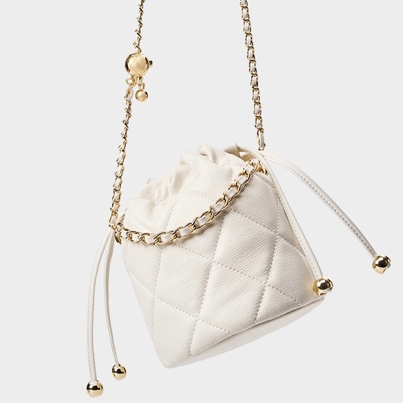 Bolso tipo cubo elegante de cuero genuino para mujer con correa de cadena