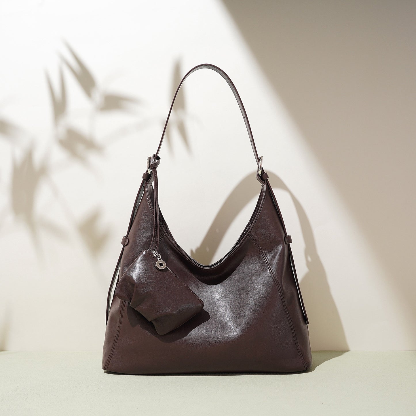 Minimalistische, lässige Umhängetasche aus echtem Leder für Damen