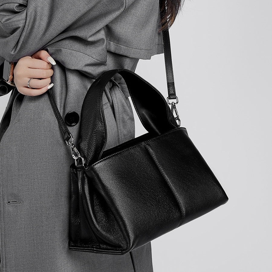 Sac à bandoulière vintage en cuir véritable pour femme, design classique