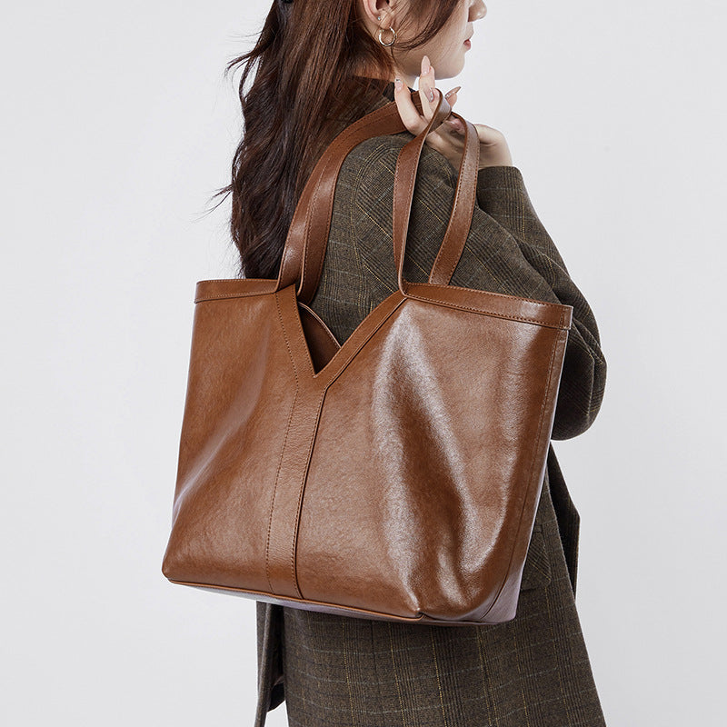 Herbstliche Tragetasche aus echtem Leder im koreanischen Stil