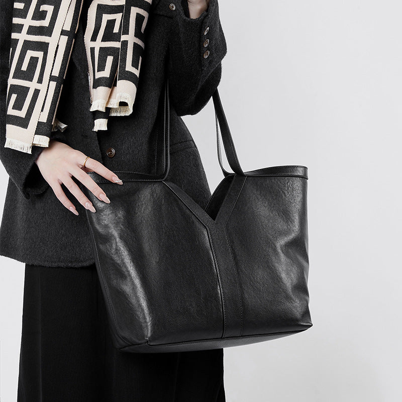 Herbstliche Tragetasche aus echtem Leder im koreanischen Stil