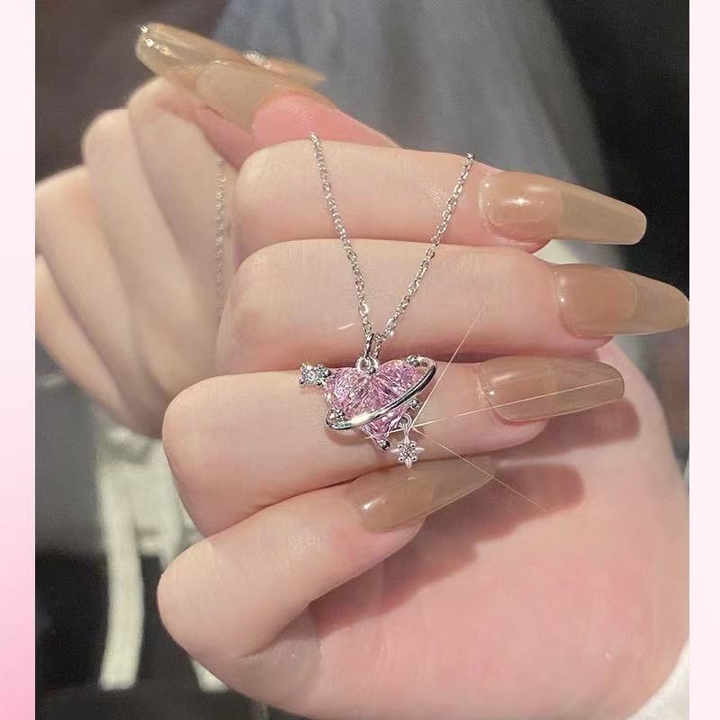 Collar Susurro de Corazón Diamante Rosa