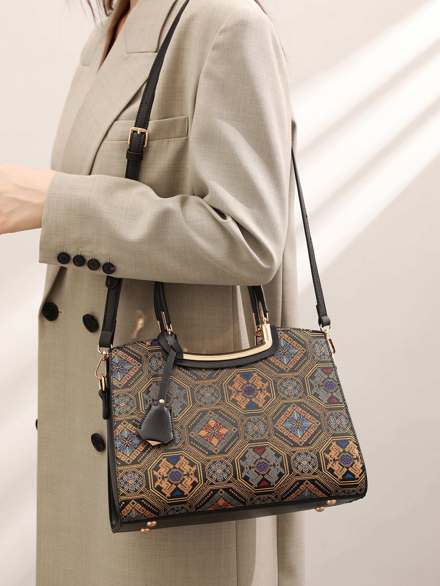 Luxurious Vegan Eco-Leather Jacquard Clutch Bag