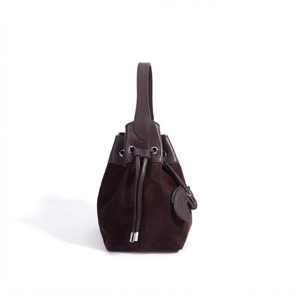 Sac seau chic en cuir suédé avec cordon de serrage et breloque cheval