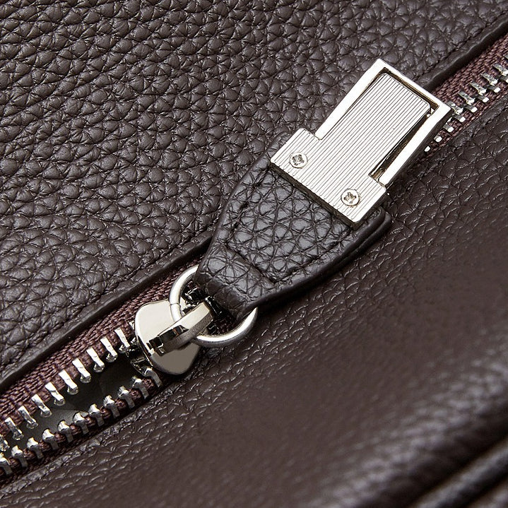 حقيبة مودرن إيست-ويست جلد طبيعي | حقيبة بولينغ بسيطة من جلد الحصى