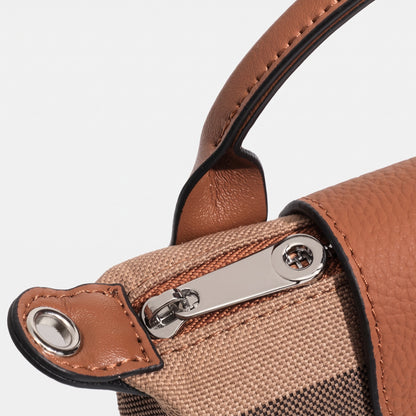 Pochette classica a tracolla in tela intrecciata a quadri britannici