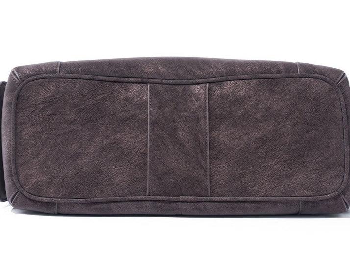 アーバン ノマド 本革バッグ | 大きめ スラウチ ショルダーバッグ サイドポケット付き