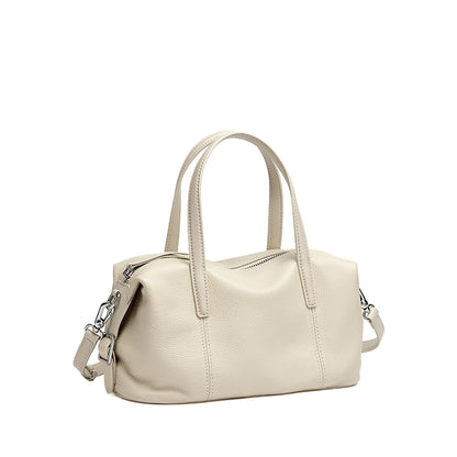 Borsa pochette a cuscino in vera pelle morbida dalla texture martellata