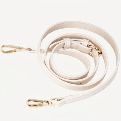 Sac pochette Boston doux en cuir écologique végan avec breloque teckel mignon
