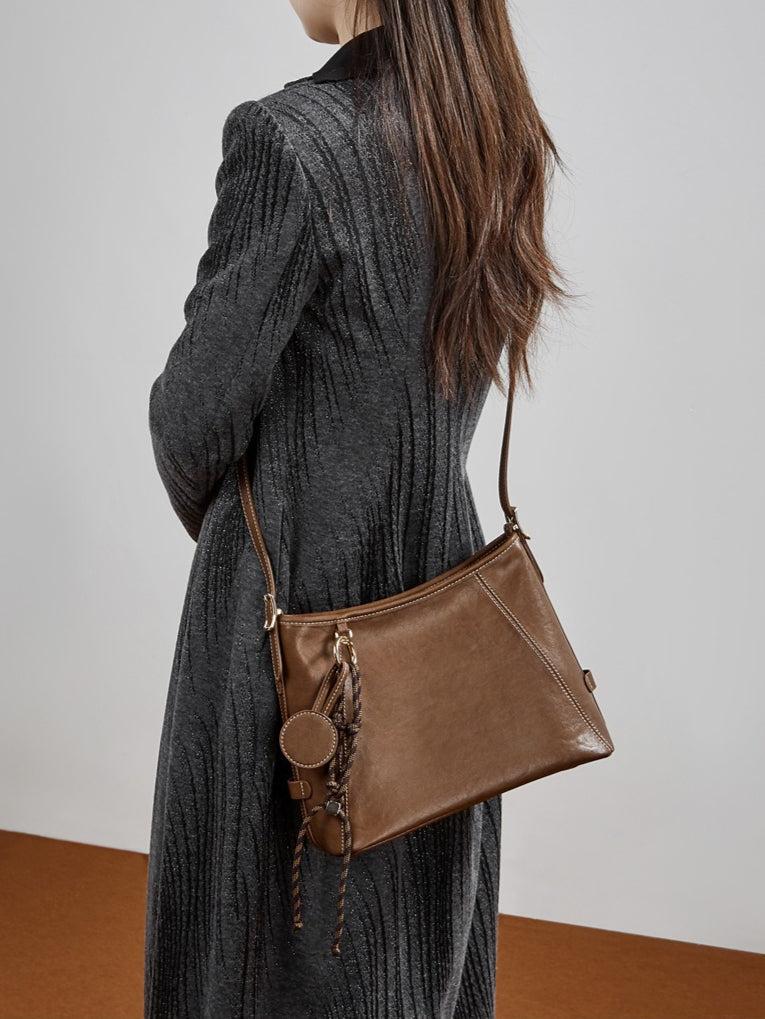 Artisan Stitched Genuine Leather Bag - Vintage Western Shoulder Tote with Tassel