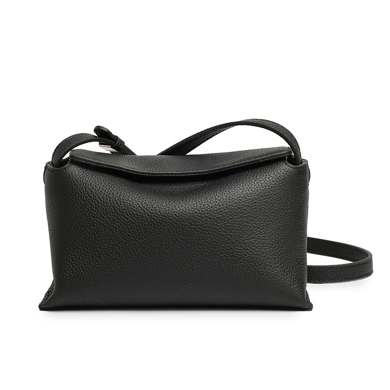 Borsa a tracolla di nicchia artigianale in vera pelle con chiusura magnetica nascosta