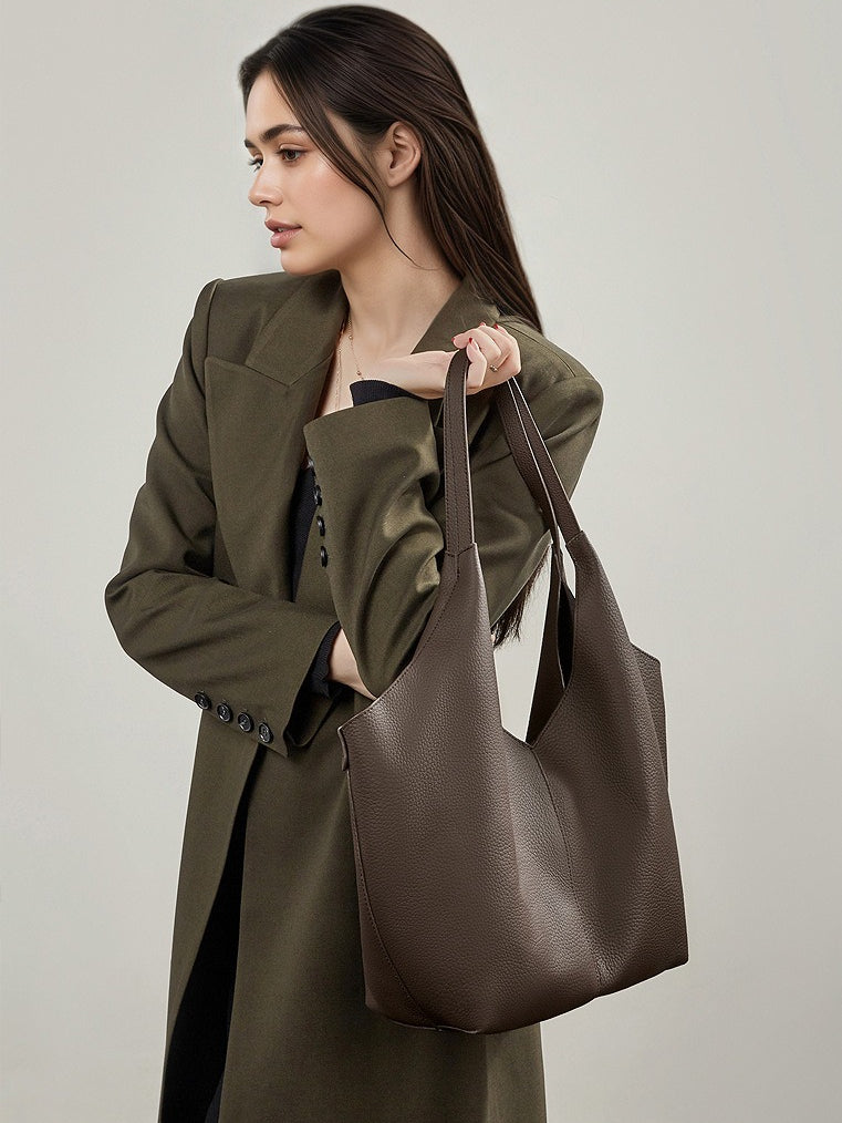 حقيبة إيثيرال في-كات جلد طبيعي | حقيبة هوبو بسيطة من جلد الحصى