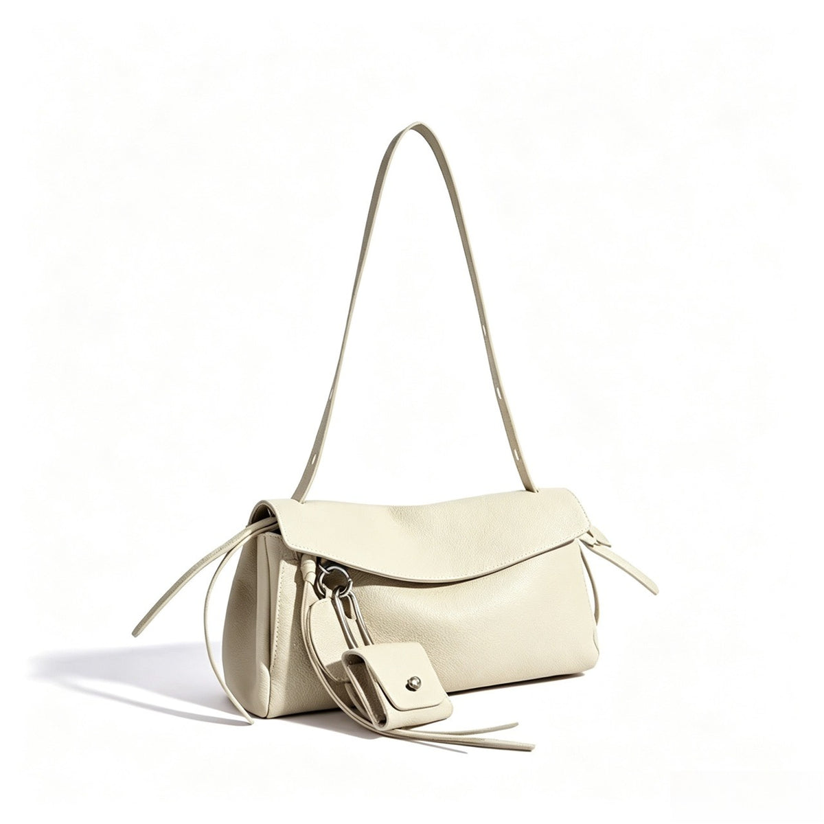 Skulpturale, lässig fallende Klapp-Clutch aus echtem Leder mit Mini-Münztäschchen