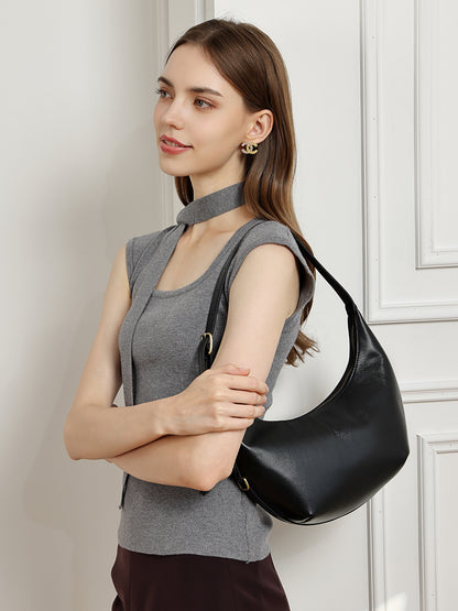 Borsa hobo di nicchia senza tempo in vera pelle con patina unica cerata a olio