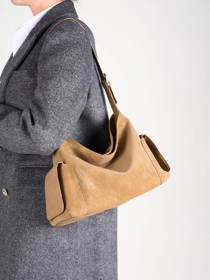 アーバン ノマド 本革バッグ | 大きめ スラウチ ショルダーバッグ サイドポケット付き