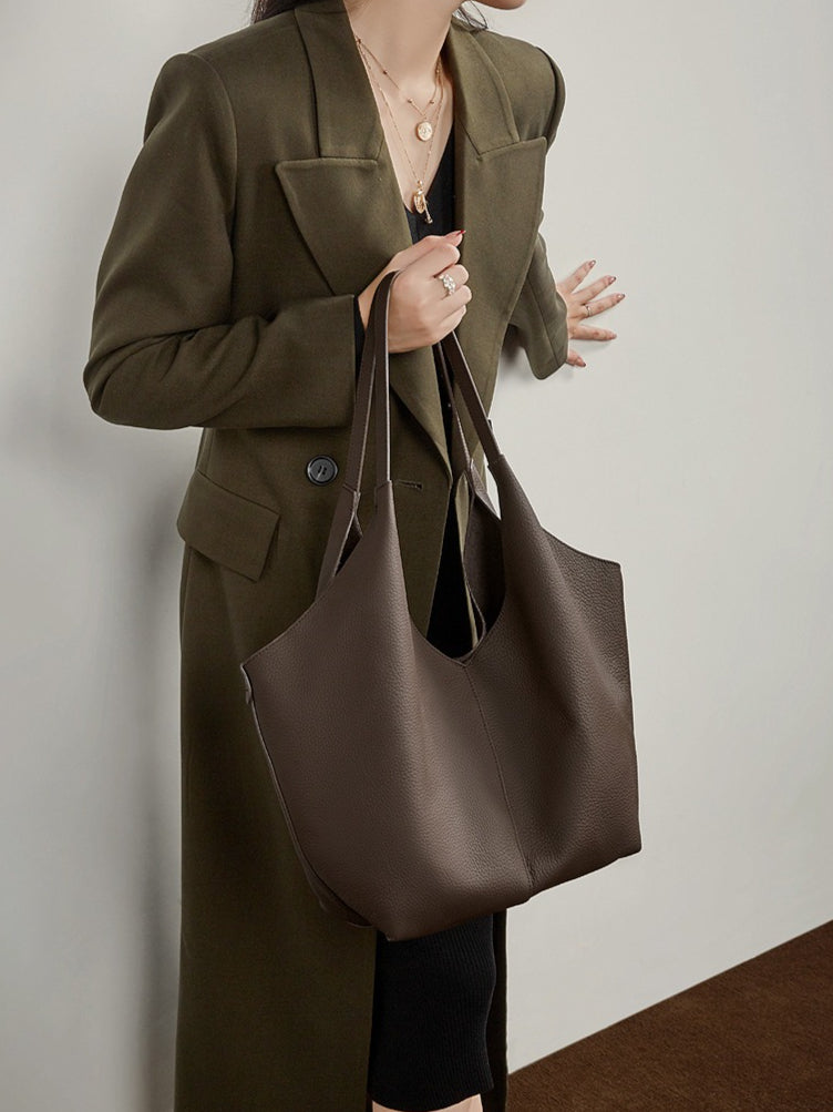 حقيبة إيثيرال في-كات جلد طبيعي | حقيبة هوبو بسيطة من جلد الحصى