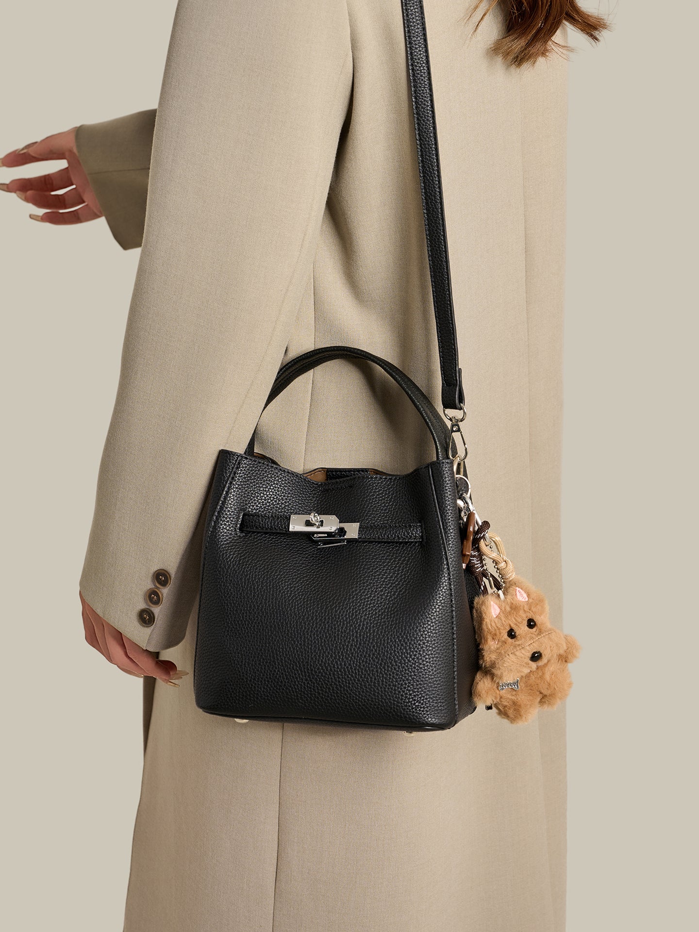 Mellow Pebble Textured Vegan Eco-Leather Bucket Bag with Fluffy Puppy Charm