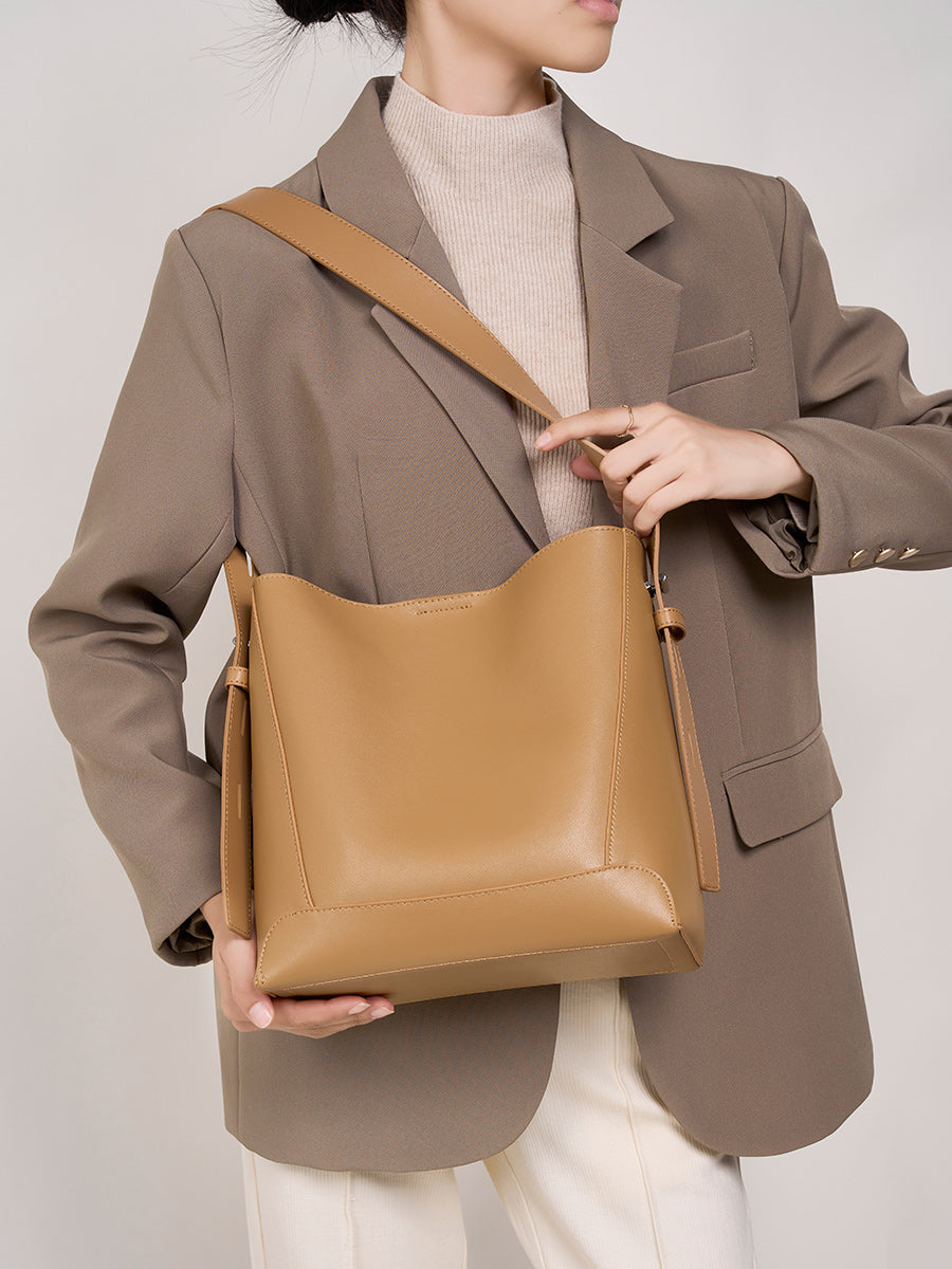 حقيبة دلو كبيرة للنساء مصنوعة من الجلد الطبيعي، تحمل على الكتف وعبر الجسم