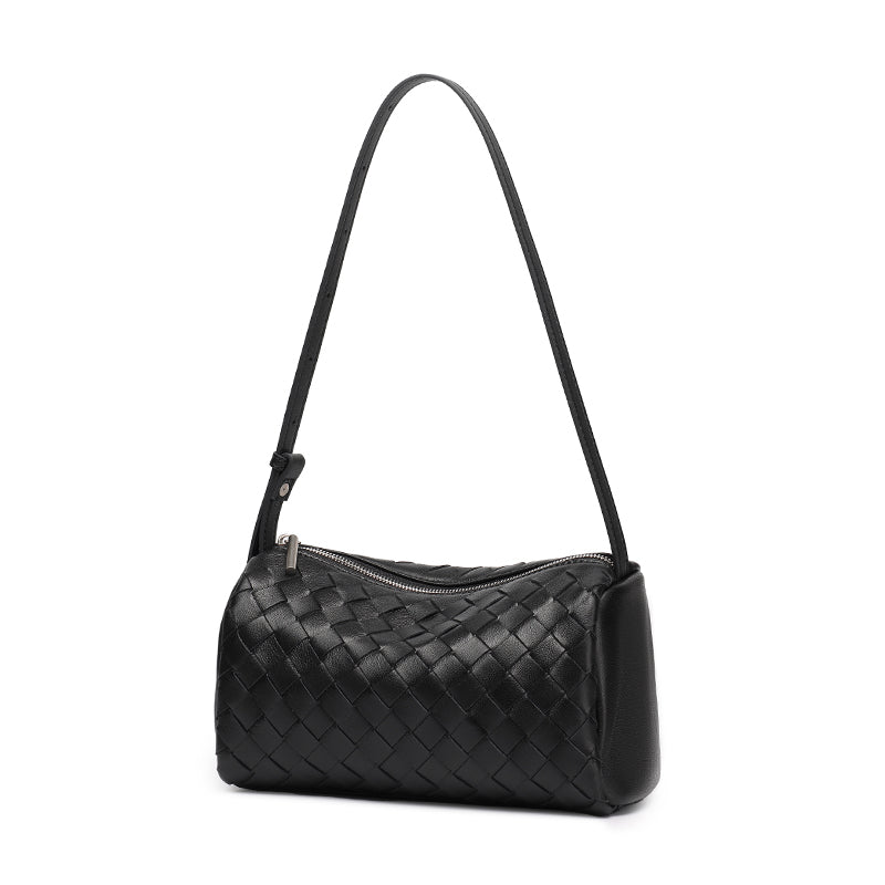 Minimalistische Baguette-Clutch aus gewebtem echtem Schafsleder  