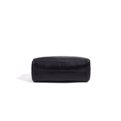 Bolso de mano tipo clutch minimalista de piel de oveja genuina con forma de bolera